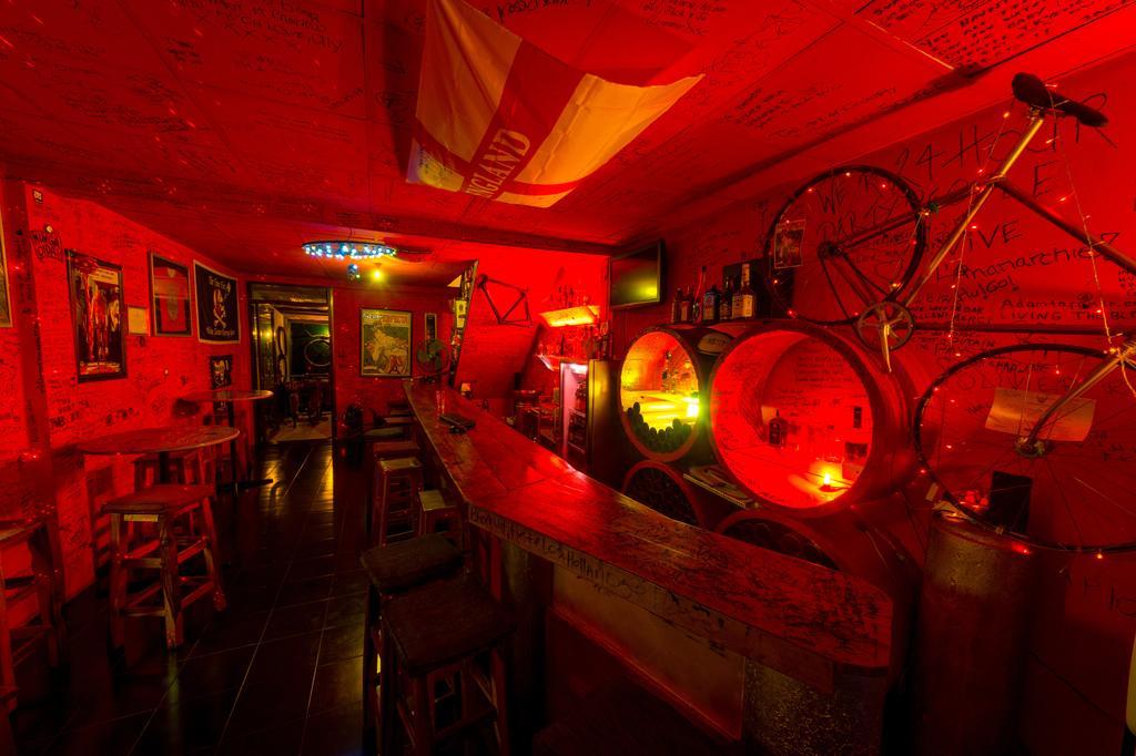 צ'יאנג קונג Funky Box Hostel מראה חיצוני תמונה