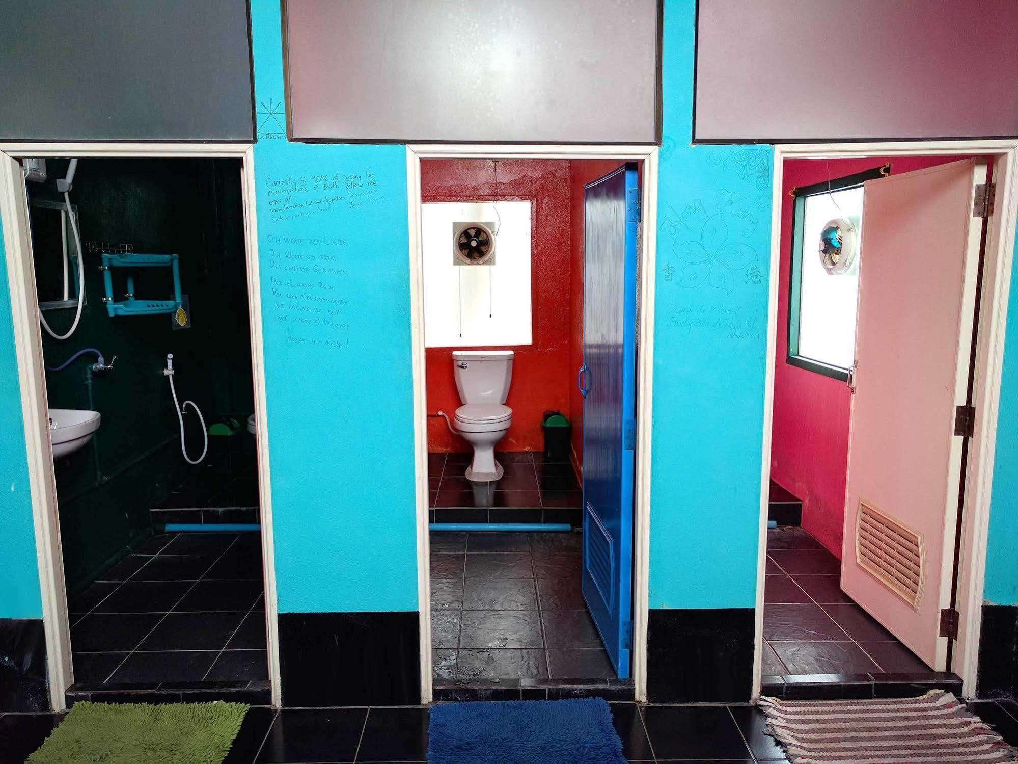 צ'יאנג קונג Funky Box Hostel מראה חיצוני תמונה